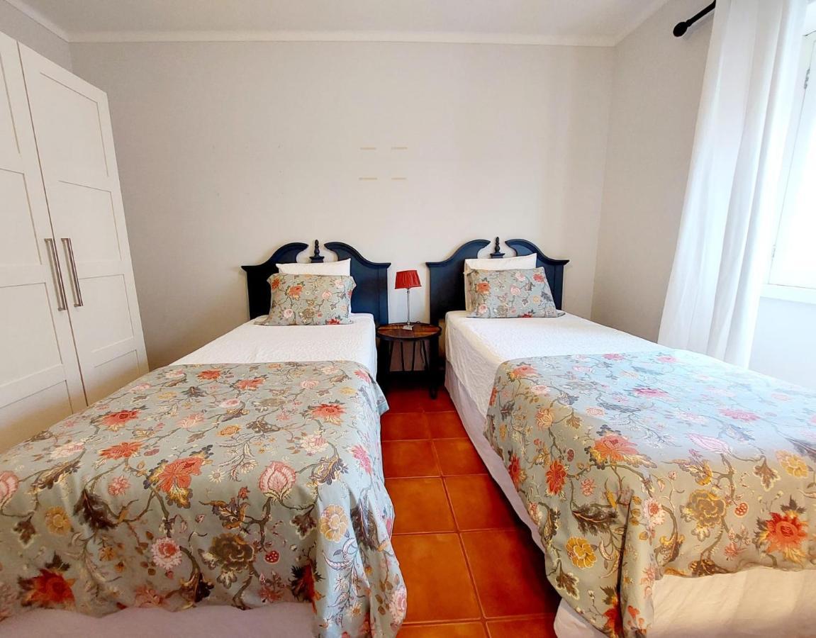 Charme Apartment Center Angra do Heroismo Exterior photo